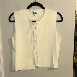 Future Collective size L cream white tie top